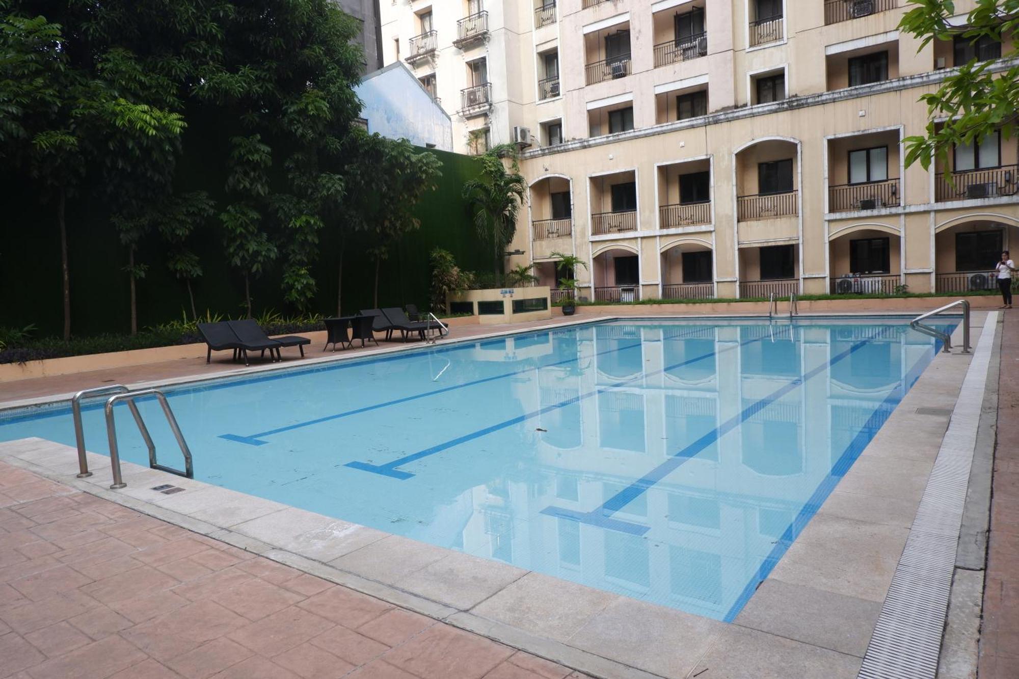 Sarasota Residential Resort Манила Екстериор снимка