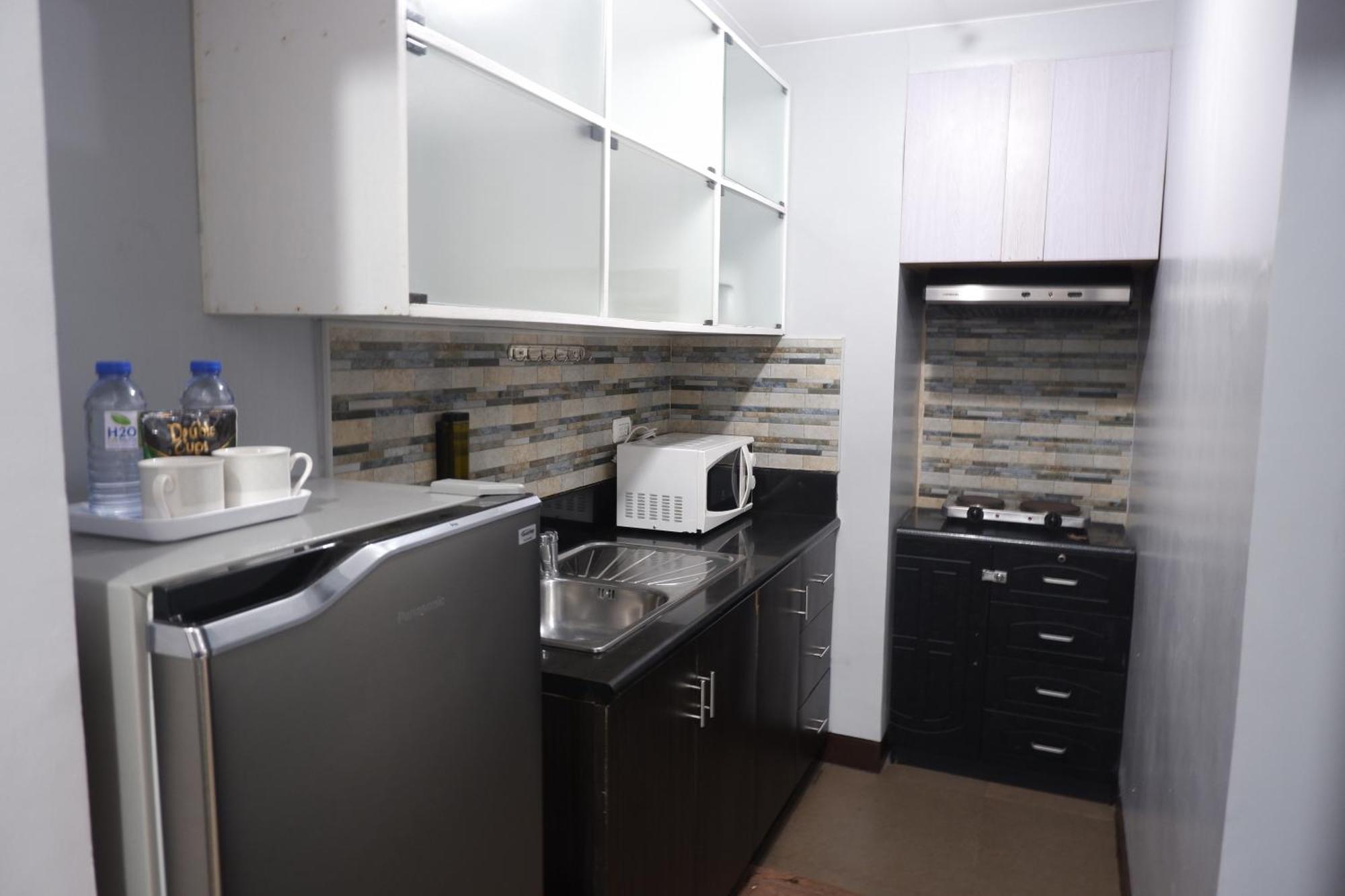 Sarasota Residential Resort Манила Екстериор снимка