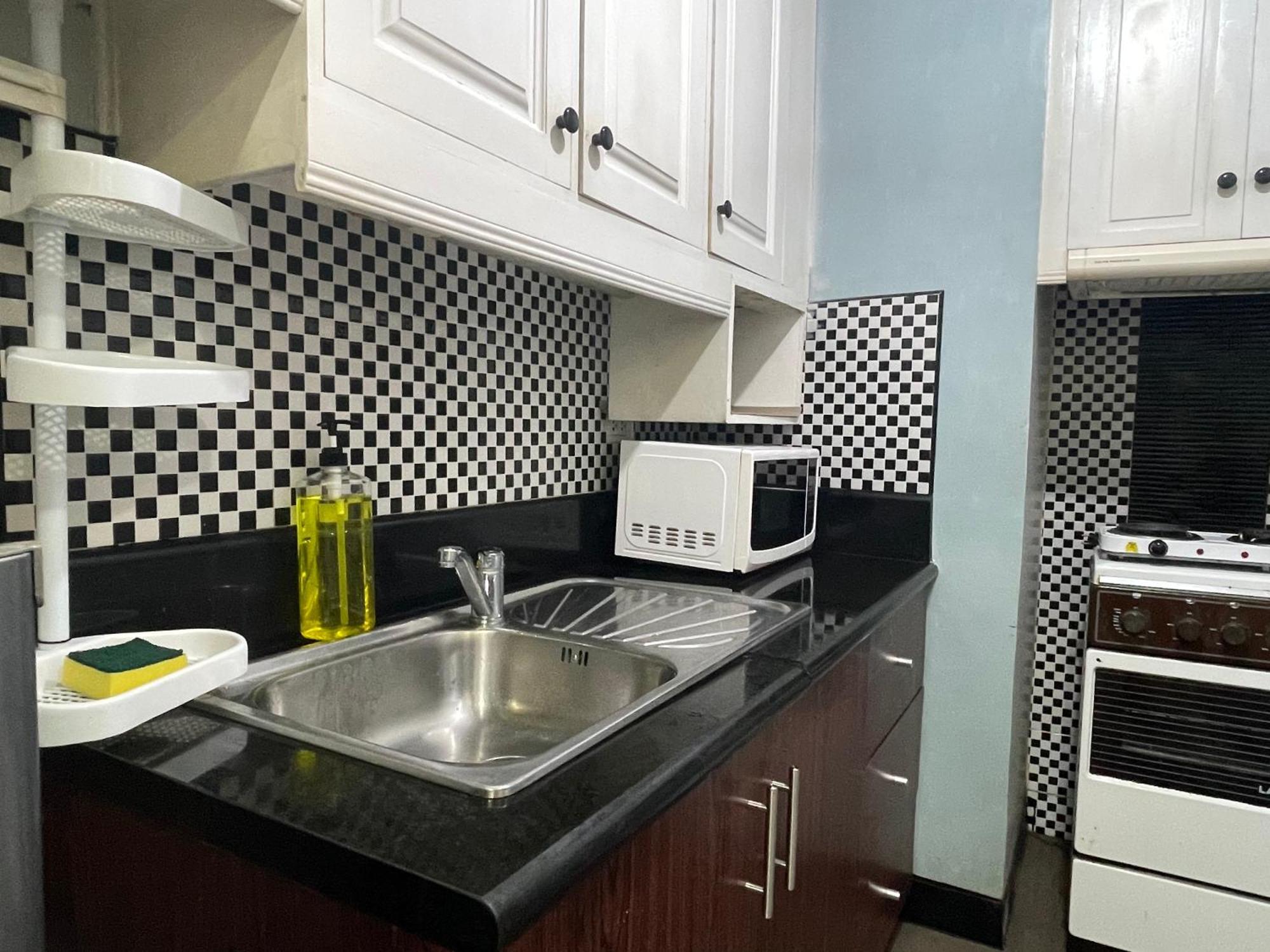 Sarasota Residential Resort Манила Екстериор снимка